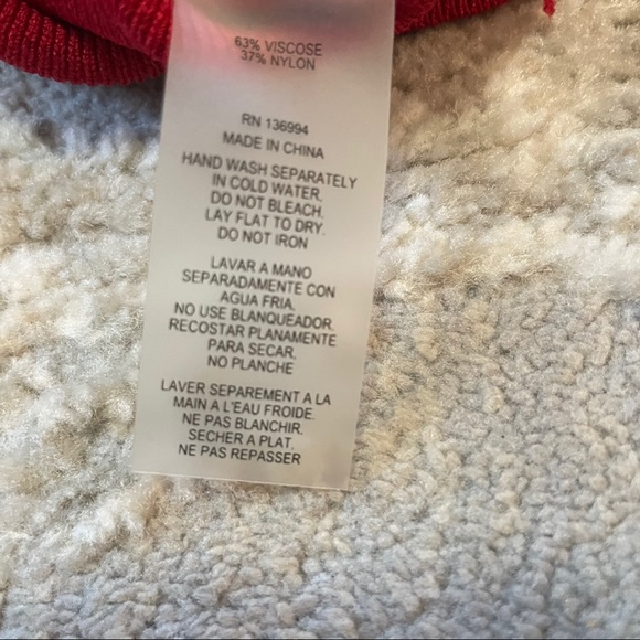 NWT! Vila Milano Red Tank Top, Size Medium - Picture 8 of 11